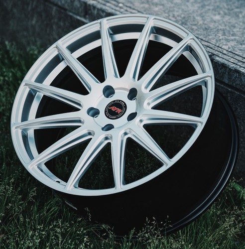 Silver alloy wheels - silver,