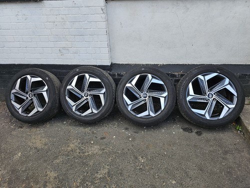 Hyundai tucson nx4 inch - hyundai,